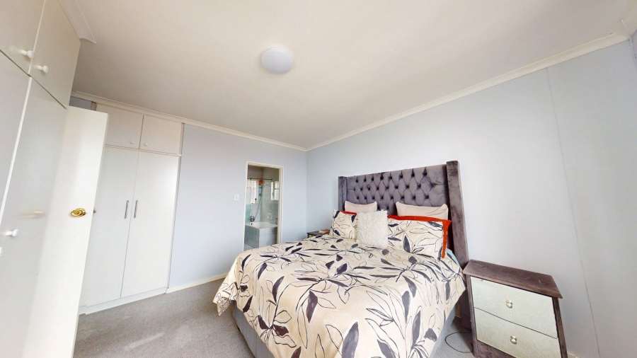 1 Bedroom Property for Sale in St Georges Park Eastern Cape